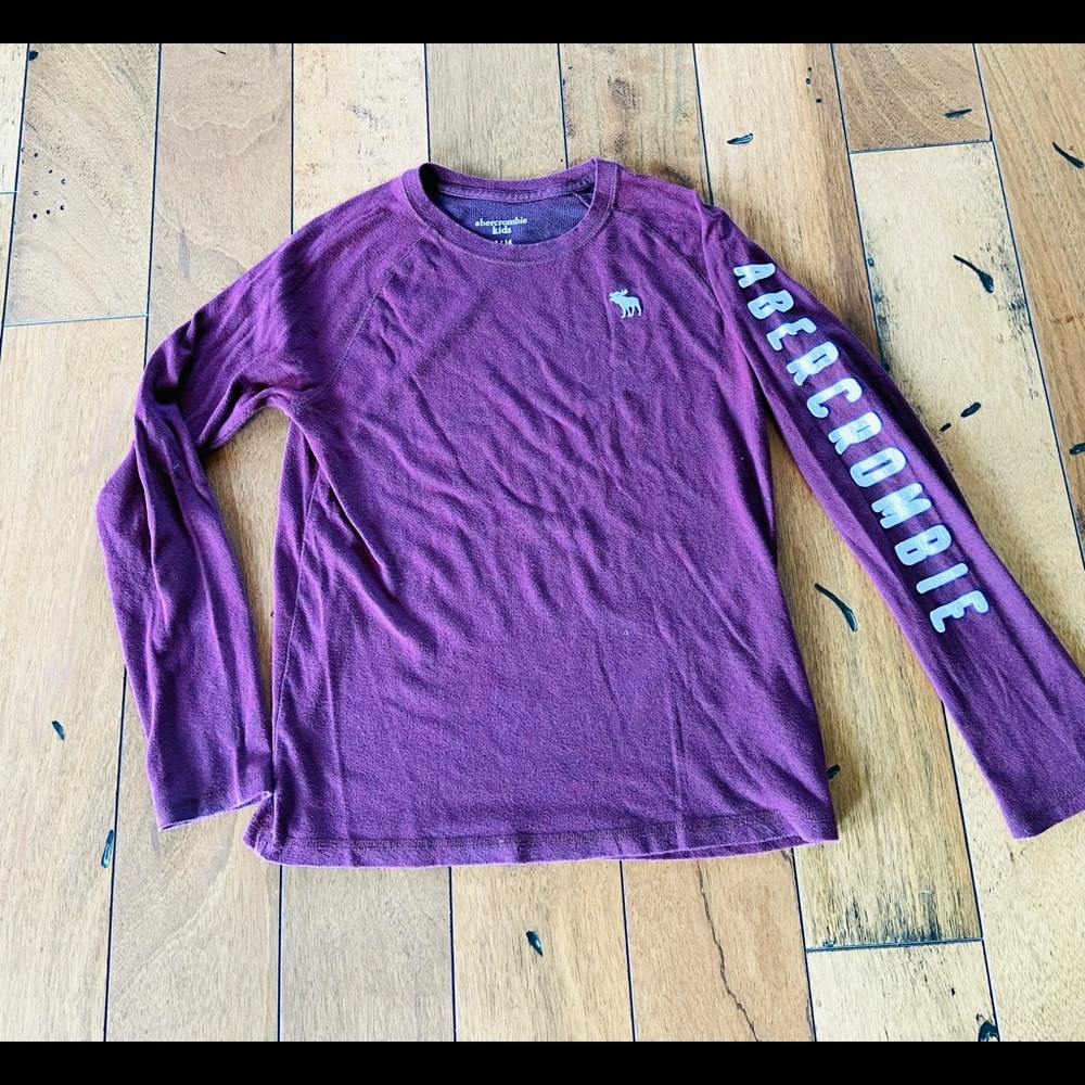 Abercrombie kids long sleeve icon tee 13/14